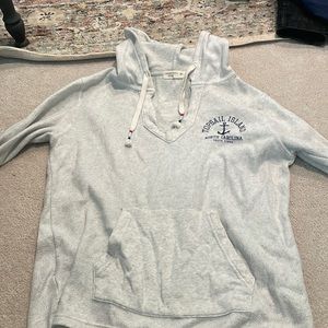 V neck sweatshirt, drapes off should a little but not really
